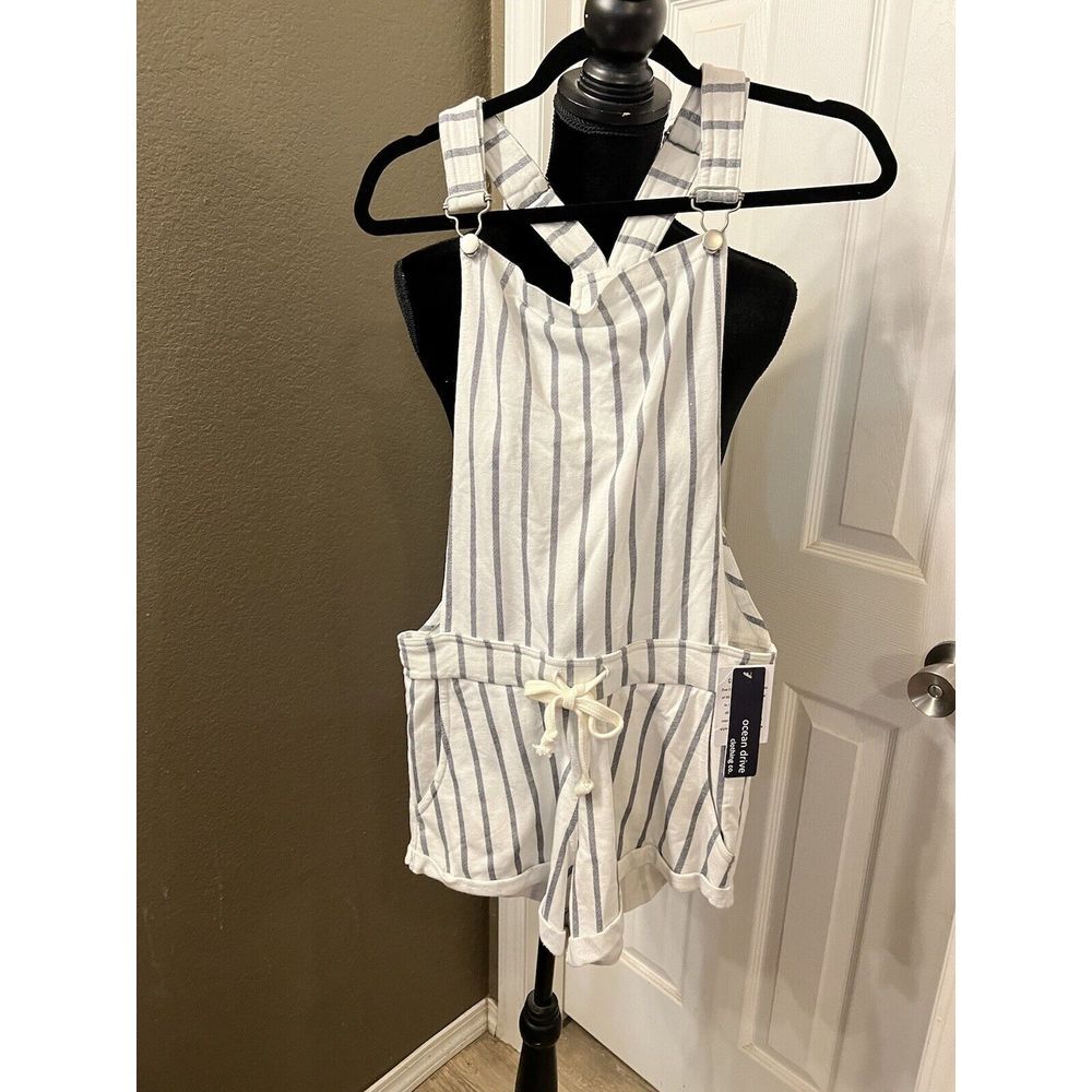 Ocean Drive Stiped Overalls/ Romper Size S Gray/white Adjustable Straps NWT